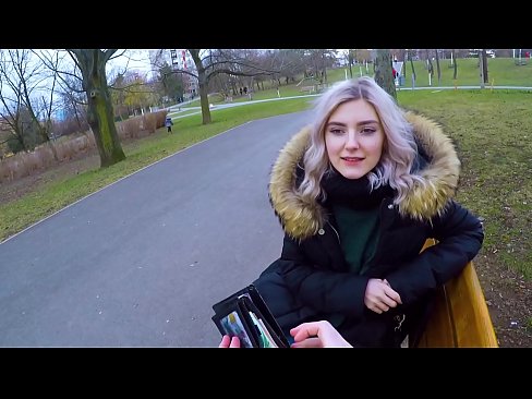 ❤️ برای پول، تقدیر از یک غریبه را قورت می دهد - کار بامزه در پارک اثر Eva Elfie ❤ پورنو در ما ❌❤